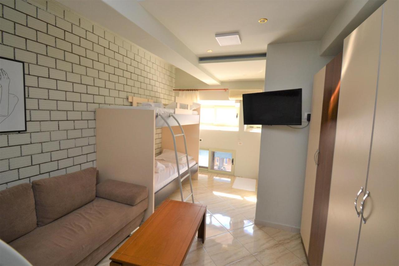 Jonian Central Condos Sarandë Exterior foto